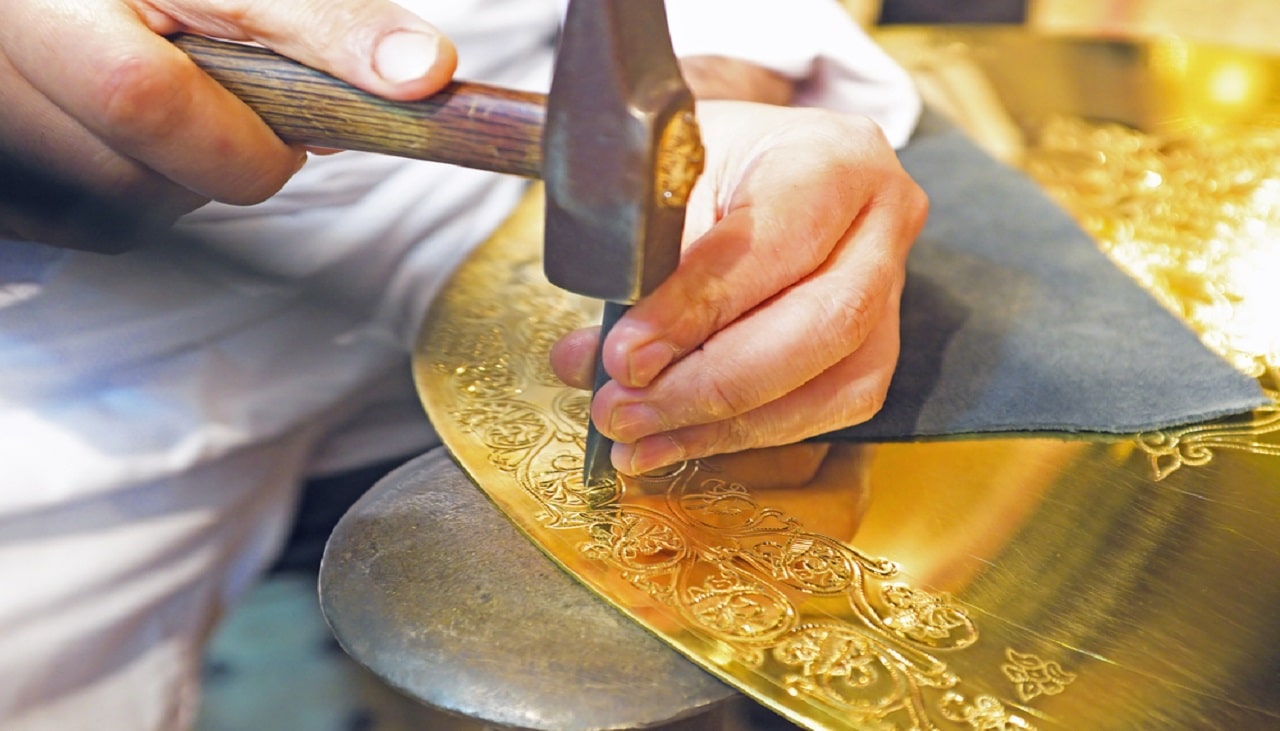 حکاکی روی فلز
