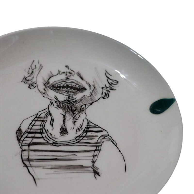 بشقاب سرامیکی زیر لعابی